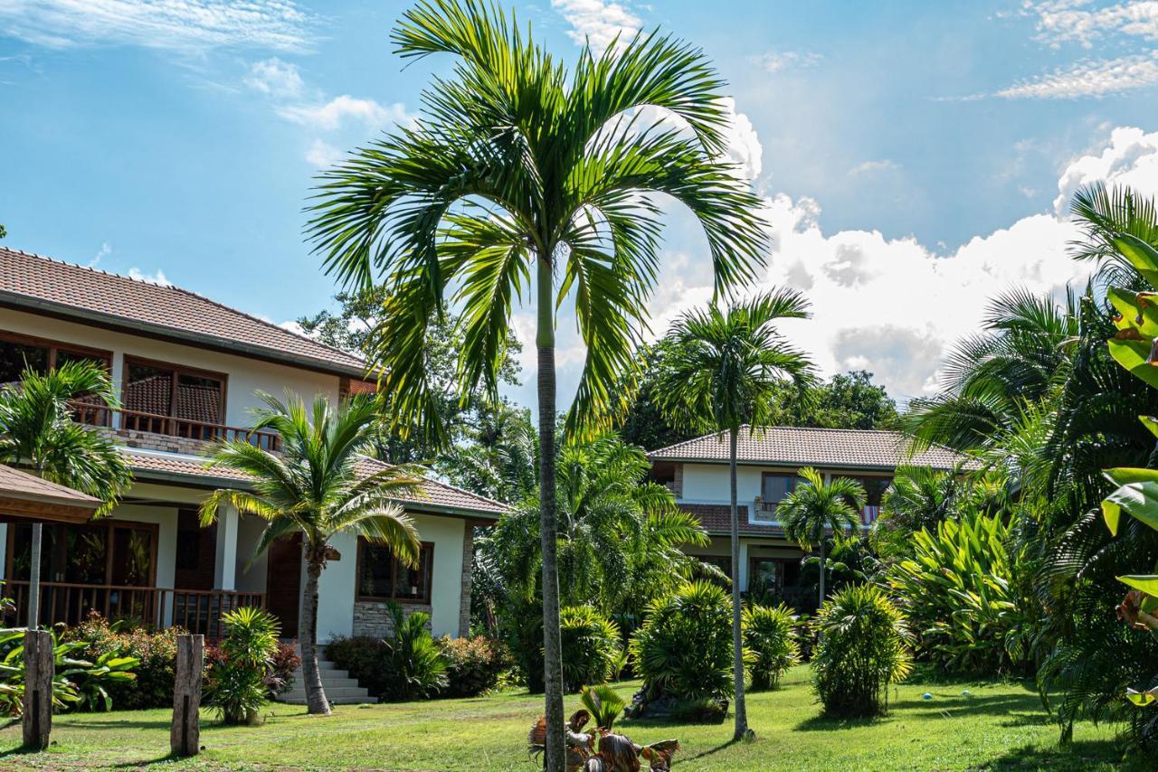 Blue Hill Residence Hua Thanon  Luaran gambar