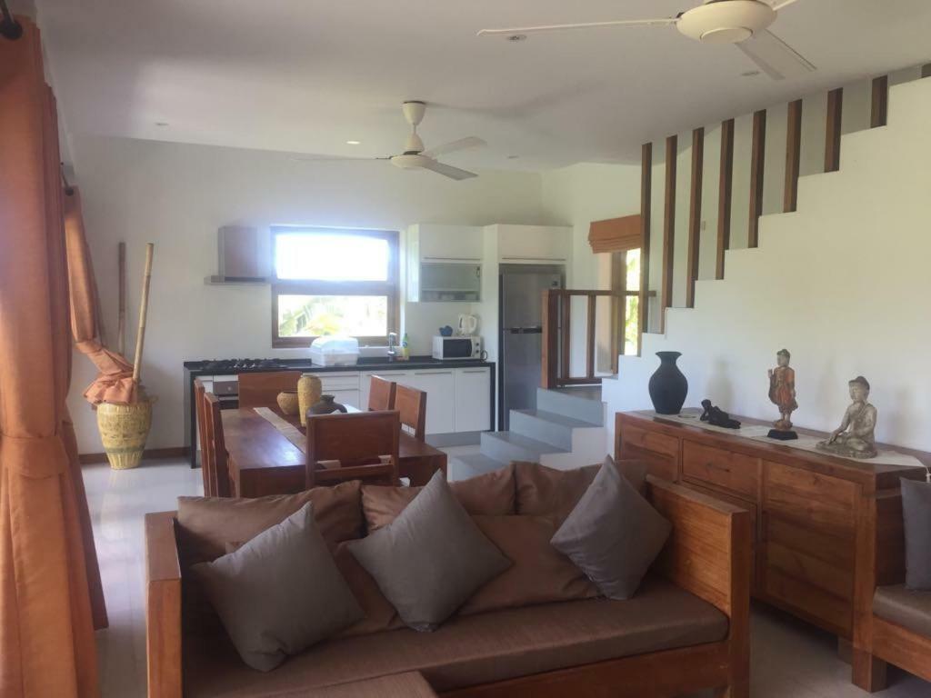 Blue Hill Residence Hua Thanon  Luaran gambar